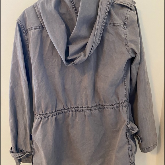 ARITZIA- TALULA grey coat - Picture 4 of 4